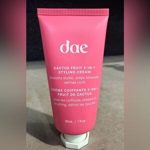 Dae Pink Cactus Fruit 3-in-1 Styling Cream